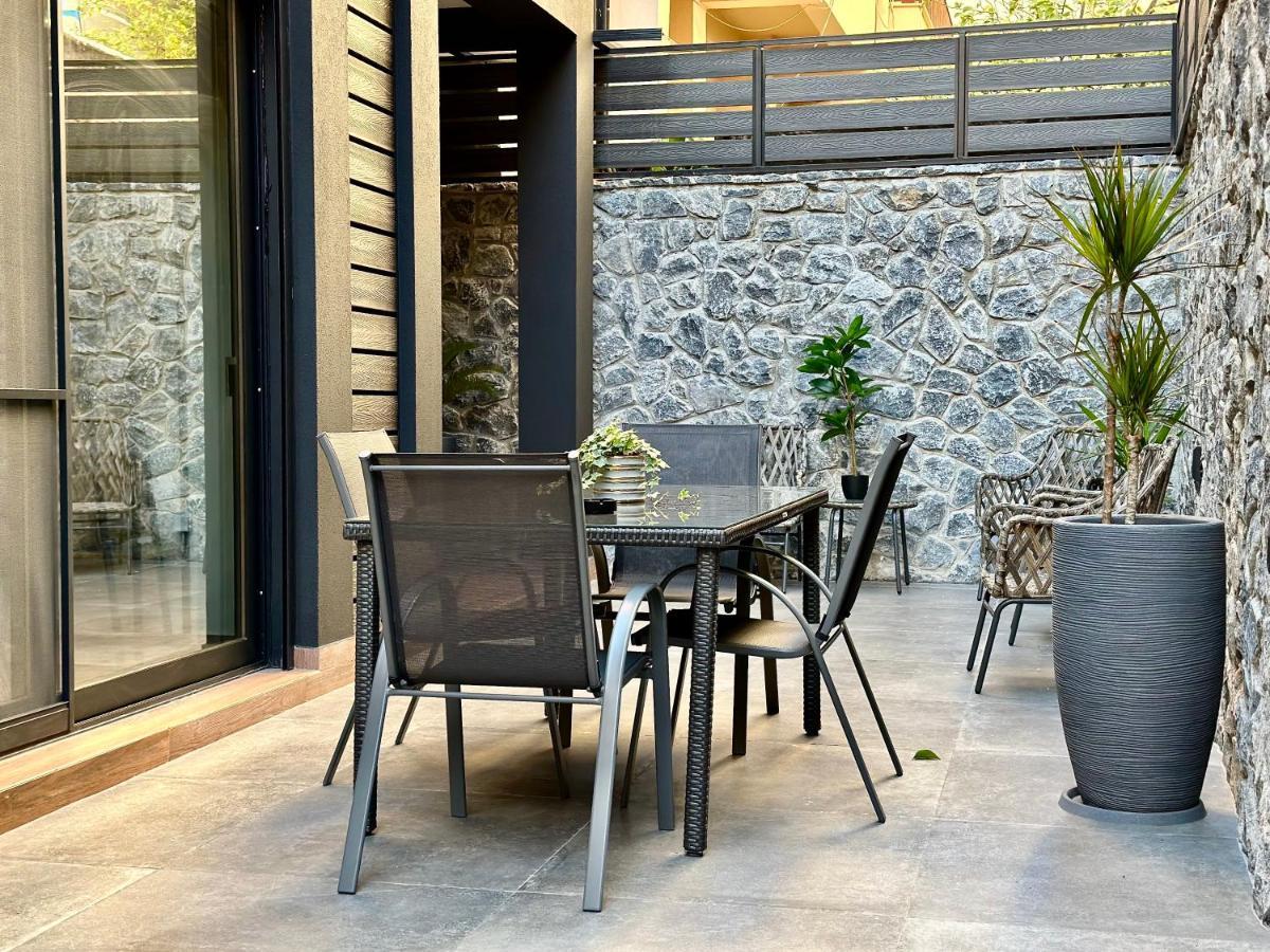 T&T Luxury Apartments - Rooftop Jacuzzi 雅典 外观 照片