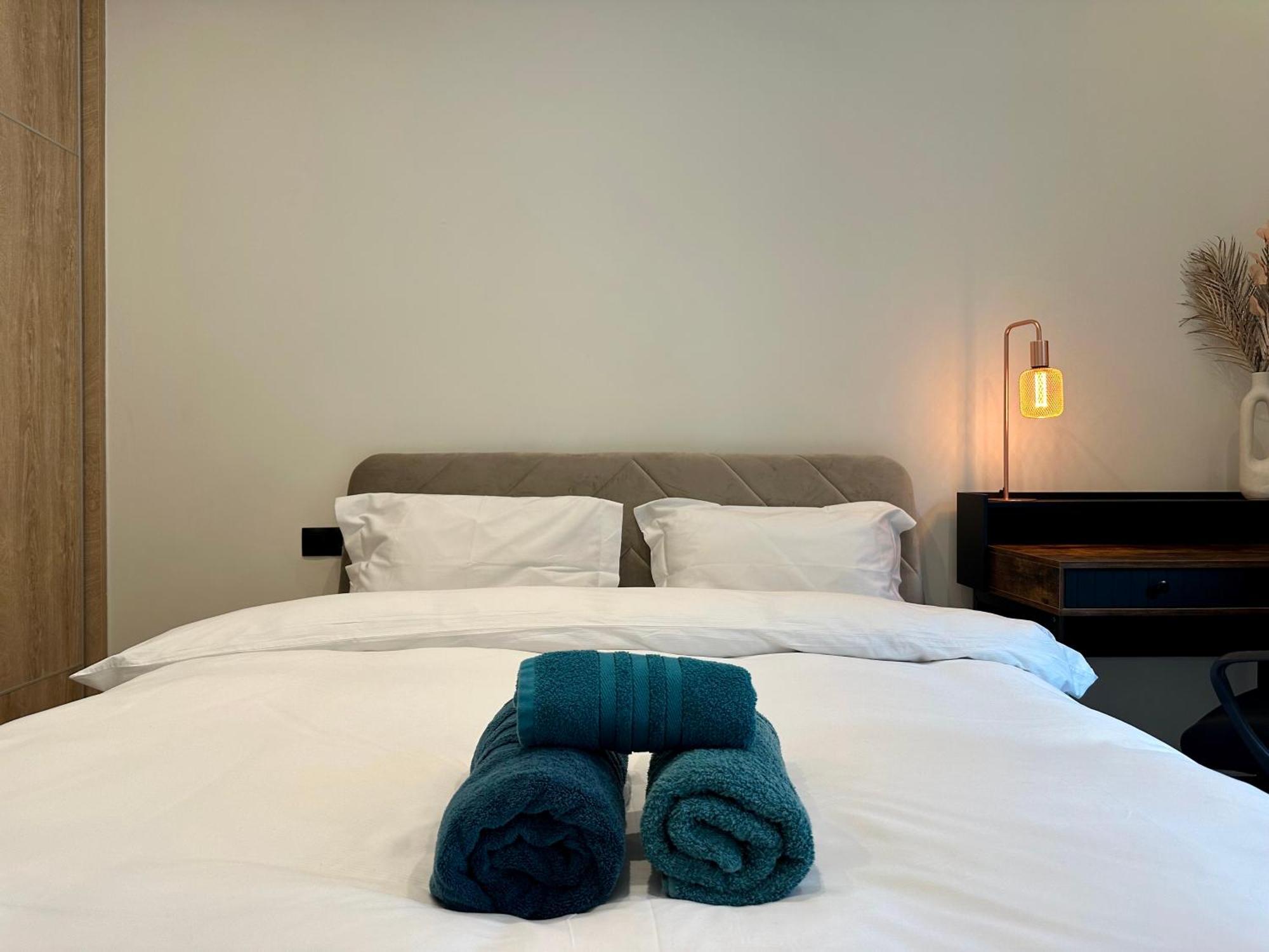 T&T Luxury Apartments - Rooftop Jacuzzi 雅典 外观 照片