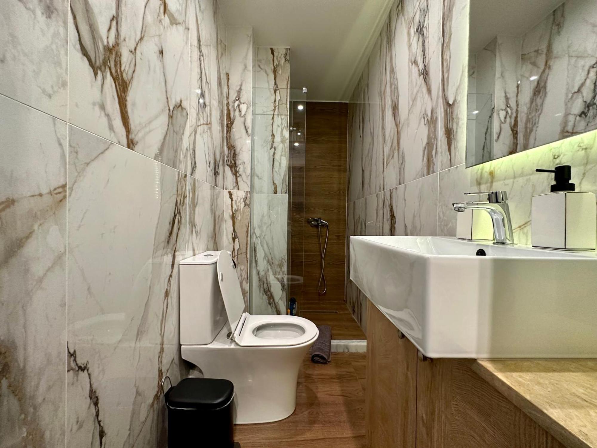 T&T Luxury Apartments - Rooftop Jacuzzi 雅典 外观 照片